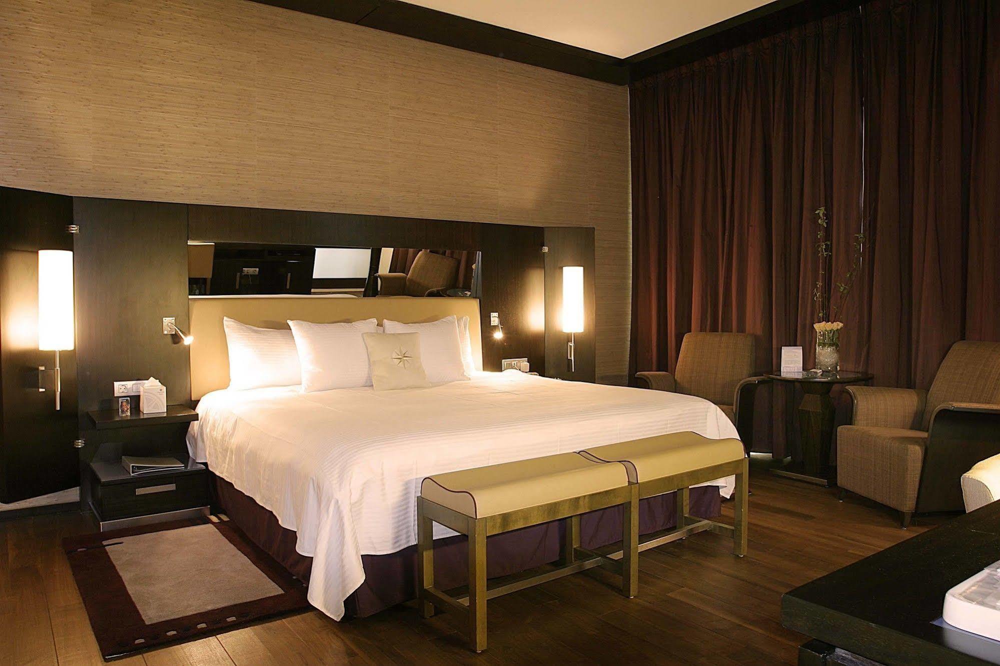 Four Points By Sheraton Le Verdun Beirut Exterior foto